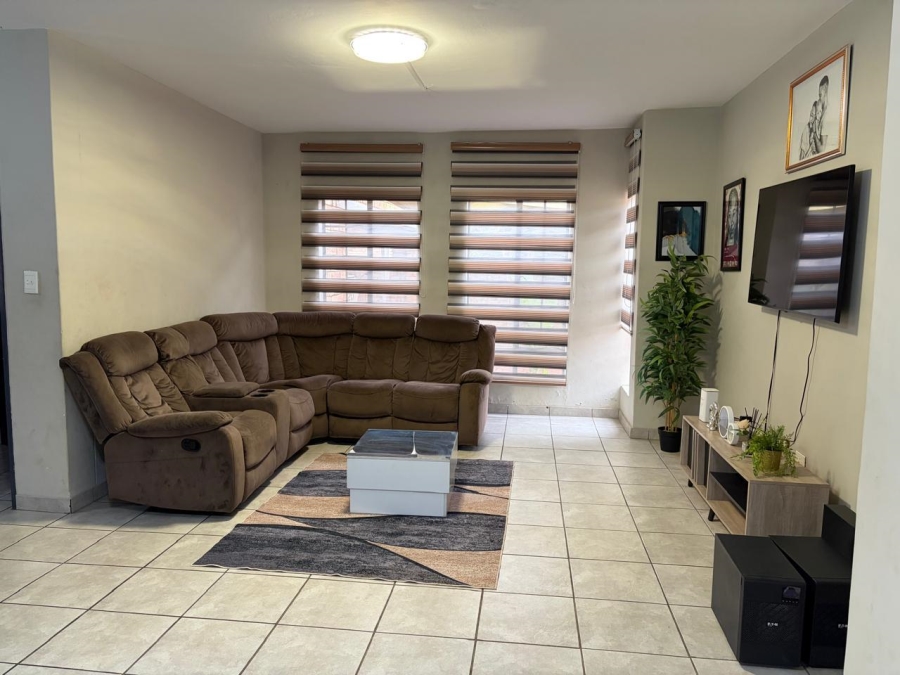 4 Bedroom Property for Sale in Waterval East North West